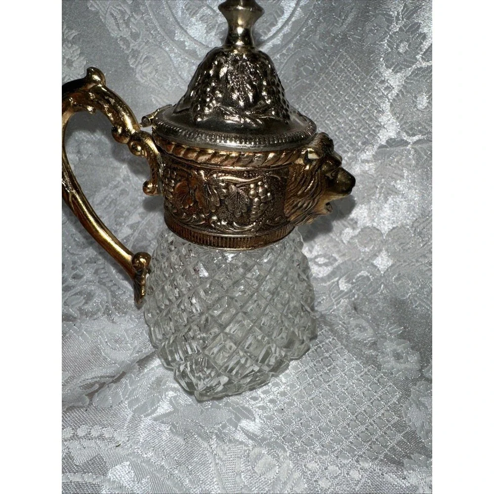 Vintage Raimond Glass Pourer